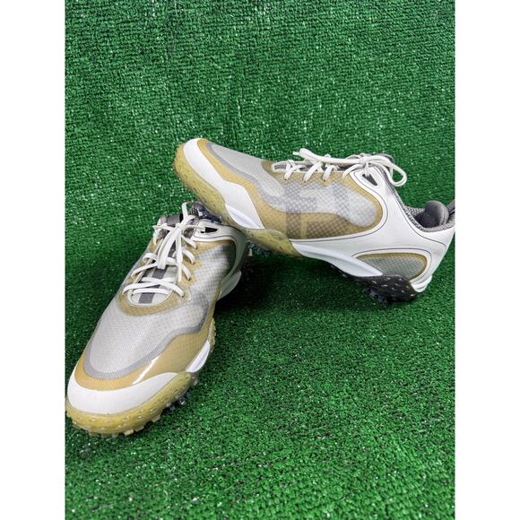 Pre-owned FootJoy SuperLites Flex-Zone golf shoes in very good condition. main image 5